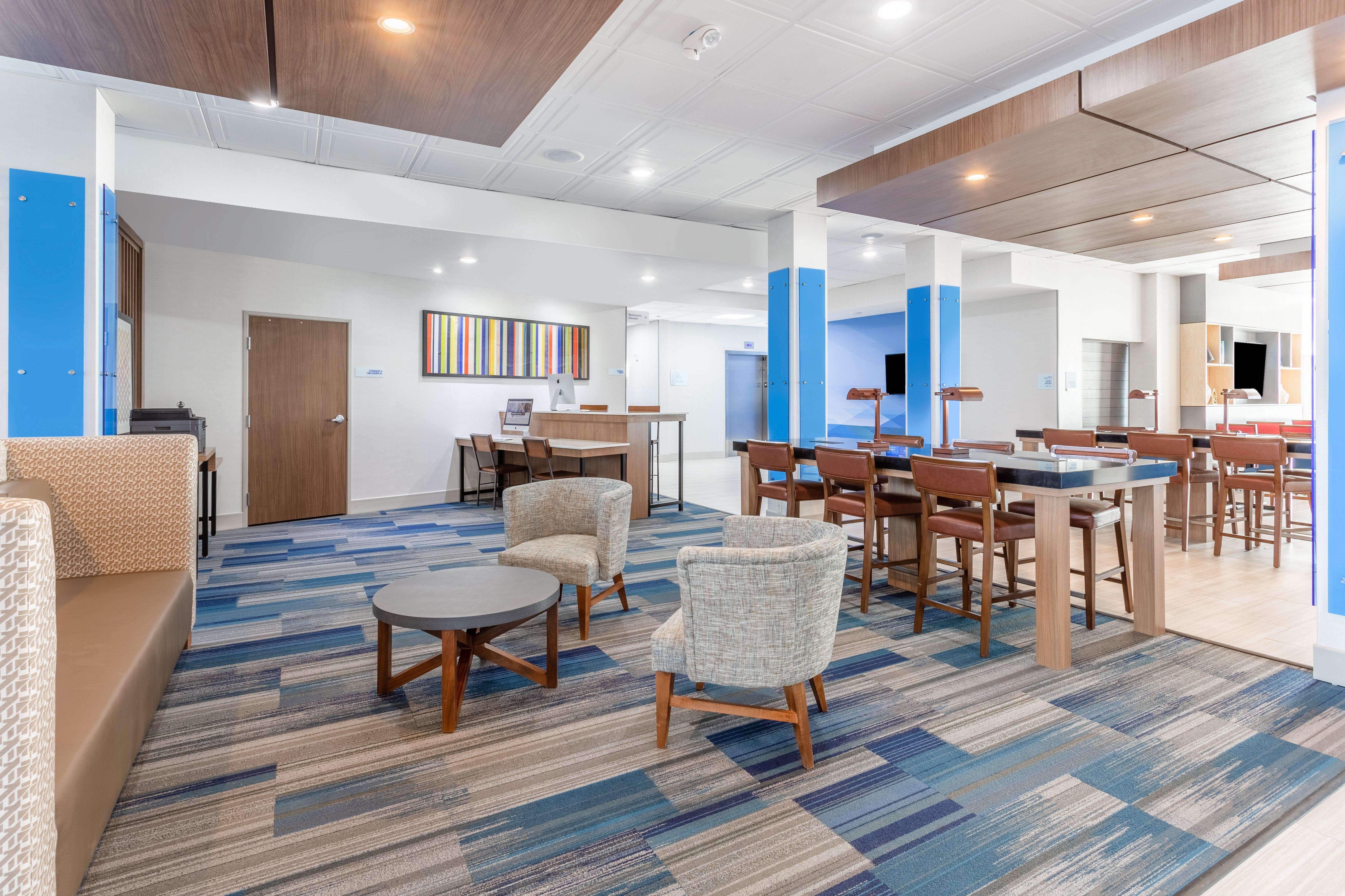 Holiday Inn Express & Suites Kearney By Ihg Eksteriør billede